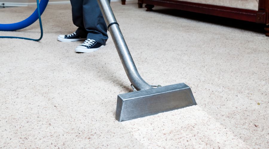 Six Things To Consider Before Hiring A Carpet Cleaning Service